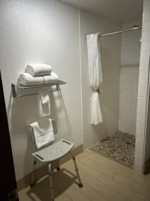 Country Inn & Suites by Radisson, Delta Park North Portland - Salle de bain