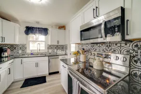 Pet Friendly w/ Yard! Modern La Porte Home By Dtwn - Interiør