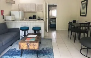 Regent Apartments - Living area