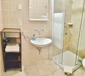 Guesthouse Cecilia - Badrum