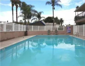 Raincross Hotel Riverside - Piscine