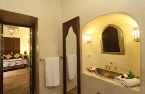 Riad El Youssoufi - Bathroom