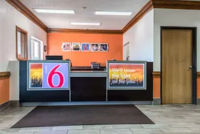 Motel 6-Indianapolis, IN - Southport - Reception
