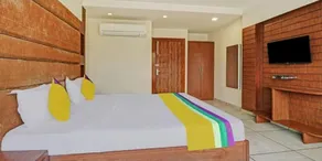 Hotel Grand Signia 9115357741 - Room