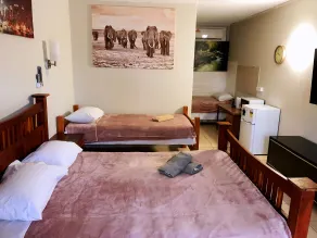 Central Jetty Motel - Room