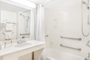 Wingate by Wyndham Lima - Salle de bain