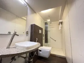 Surasena Regal Vista Agra - Baño