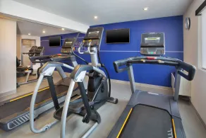 Holiday Inn Express Hotel & Suites Uptown Fredericton by IHG - Fitness facility