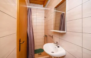 Awesome Home In Lisane Tinjske - Bathroom