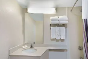 La Quinta by Wyndham New Haven - Salle de bain