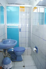 Hostal Las Fresas Lima Airport - Bathroom