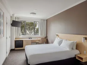 ibis Sydney Olympic Park - Room