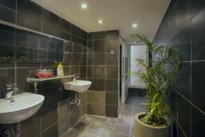 LeuLeu Hostel 2 - Banheiro