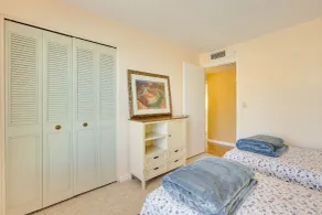 Pool, Patio & Fireplace: Glendale Oasis! - Interior