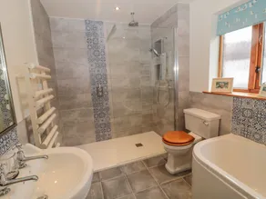 Ridley Lodge - Badezimmer
