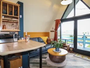 Sunflower Lodge - Living area