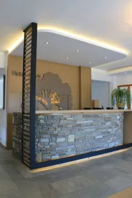 Zeus Hotel - Reception