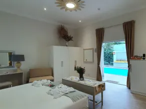 Fleur du Soleil Luxury Guesthouse - Vista dalla camera