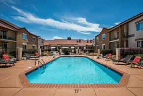 Red Roof Inn PLUS+ & Suites Knoxville West - Cedar Bluff - Piscine