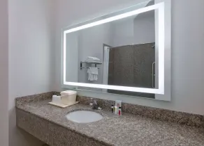 Baymont Inn & Suites by Wyndham Glen Rose - Salle de bain