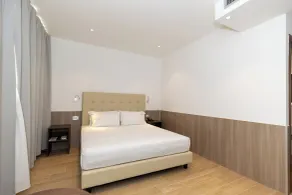 Lh HOTELS - Zimmer
