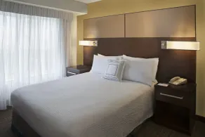 Cambridge Suites Mississauga - Chambre