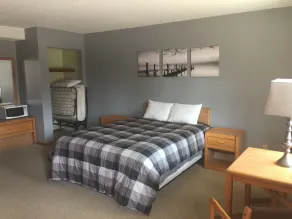 The Red Door Resort - Chambre