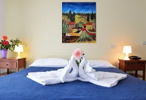 Room-two-room Apartment - Chambre