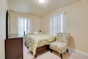 Remote-work Friendly Troy Townhome - Room