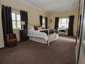 The Colonnade - Room