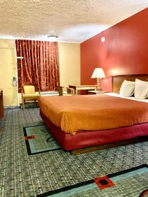Plaza Inn Springfield - Zimmer