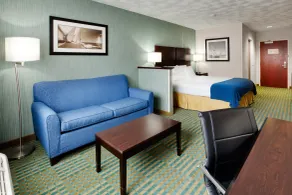 Holiday Inn Express & Suites Smithfield - Providence by IHG - Chambre