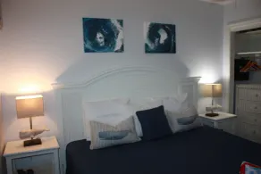 An Island Getaway at Palm Tree Villas - Chambre