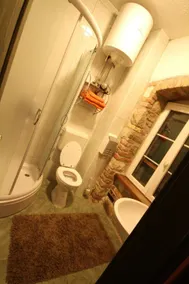 XIV Century Rooms - Bathroom