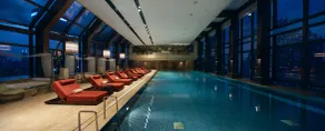 IFC Residence - Piscine