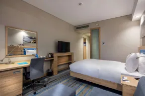 Hampton by Hilton Izmir Aliaga - Room