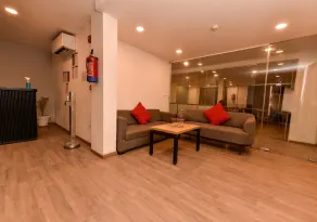 Hotel Mavens White Artemis Hospital Road Sector 52 Gurgaon - Reception