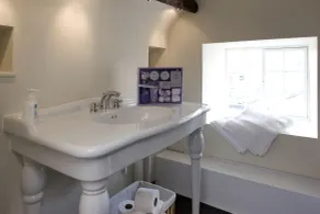Morton House & Stable Block, ferme classée Grade 2 au coeur de Masham - Salle de bain