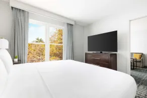 Homewood Suites by Hilton Manchester/Airport - Chambre