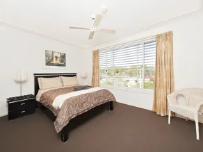 Shoal Bay Riggers - 7 Rigney St, Shoal Bay - Zimmer