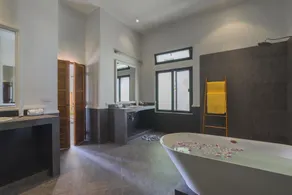 Beach Front Luxury Villa Hai Leng - Banheiro