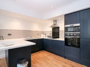 The Court Room at The Institute Executive Apartments - Private kitchen