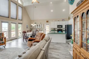 Deck & Views: Lake Murray Escape in Chapin! - Interiör