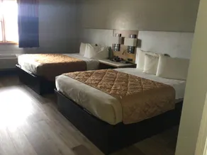 Colonial Brick Inn & Suites - Rom