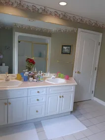 LakeView House with 4 rooms Kelowna near downtown & Knox Moutain - Bagno