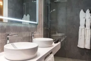 NH Collection Eindhoven Centre - Salle de bain