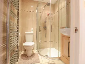 Church Road Annexe - Bathroom