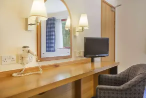 Days Inn Magor - Habitación