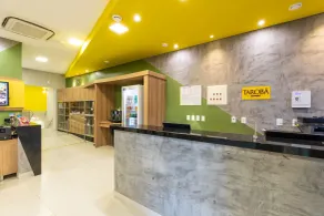 Pop Hotel - Recepción