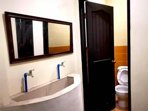 Mactan Cebu Waiting Lounge - Salle de bain